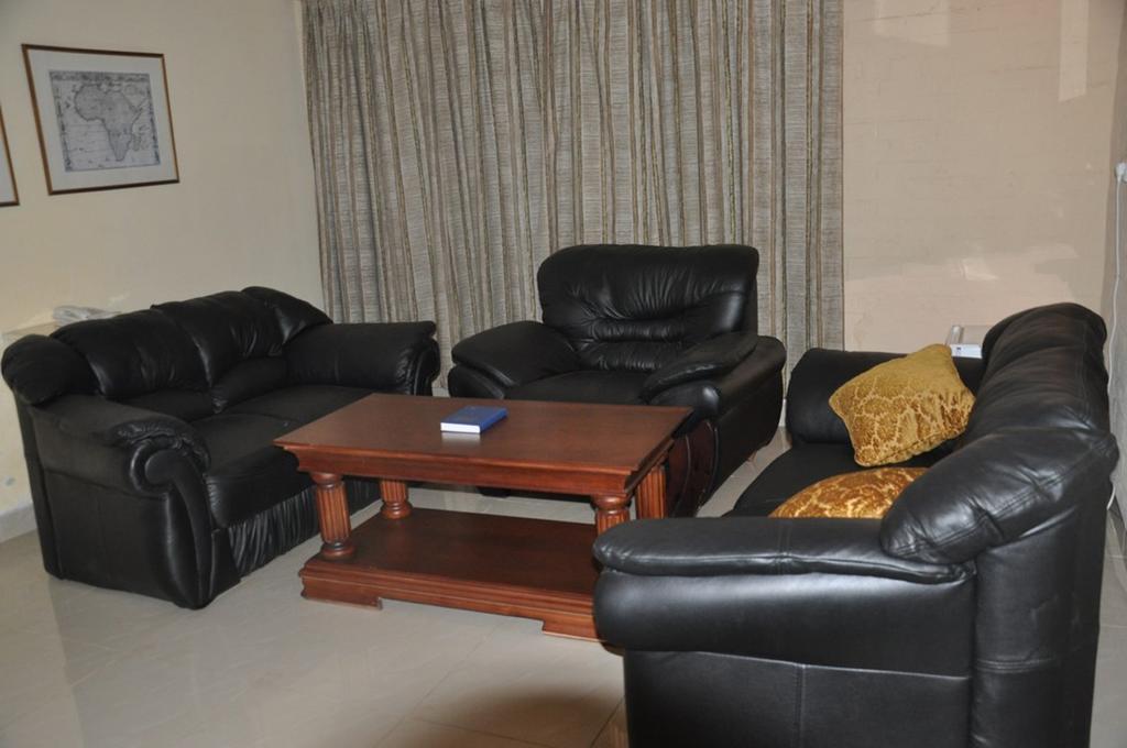 Kadoma Hotel & Conference Centre الغرفة الصورة