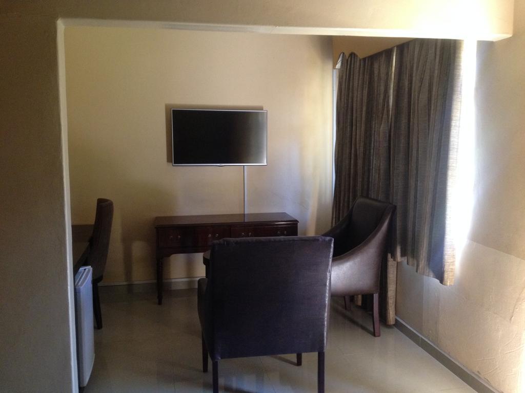 Kadoma Hotel & Conference Centre المظهر الخارجي الصورة