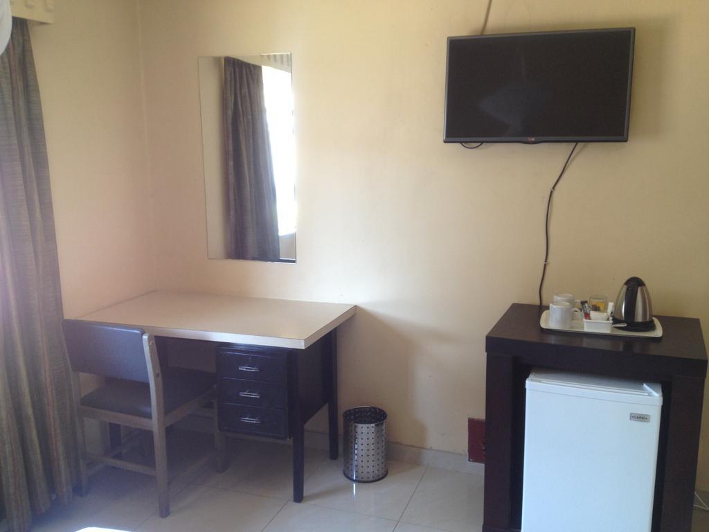 Kadoma Hotel & Conference Centre المظهر الخارجي الصورة