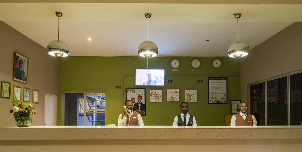 Kadoma Hotel & Conference Centre المظهر الخارجي الصورة