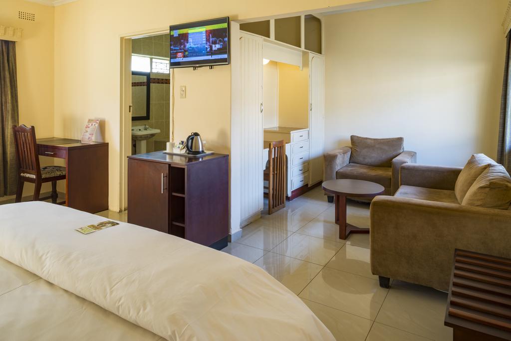 Kadoma Hotel & Conference Centre المظهر الخارجي الصورة